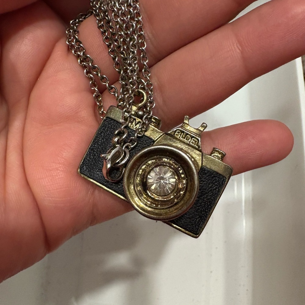 Vintage Camera Pendant Necklace